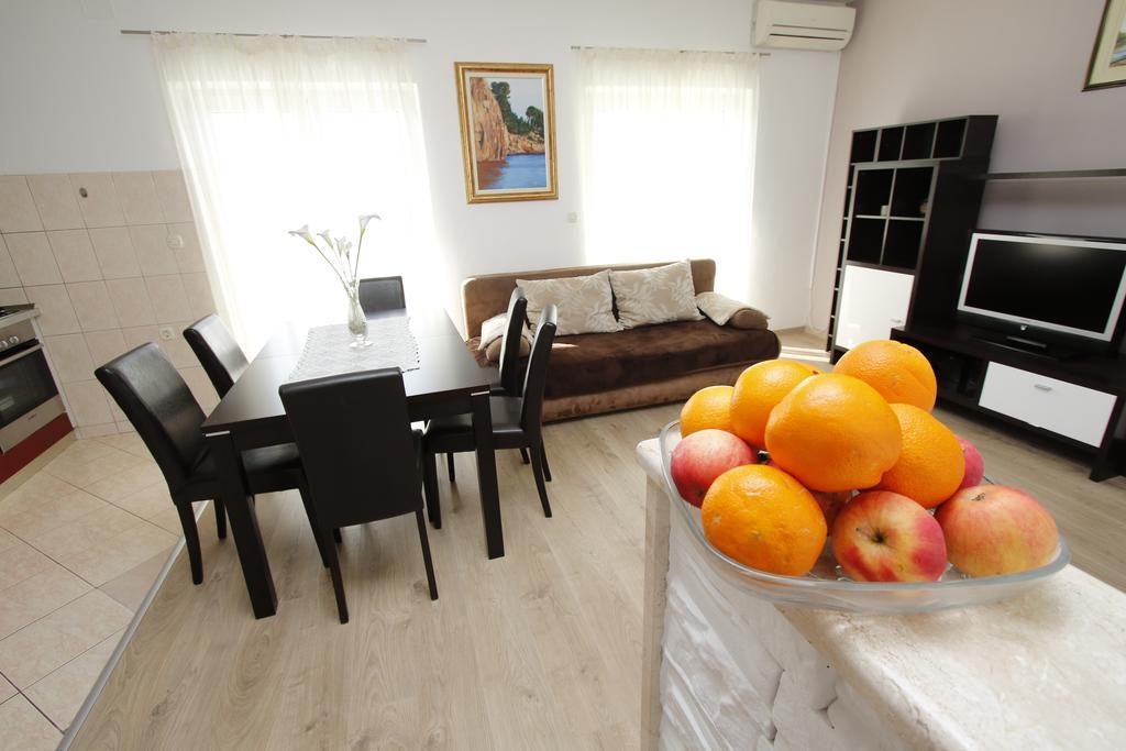 Apartments Dundic Makarska Extérieur photo